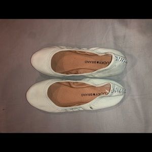 brand new LUCKY mint green flats